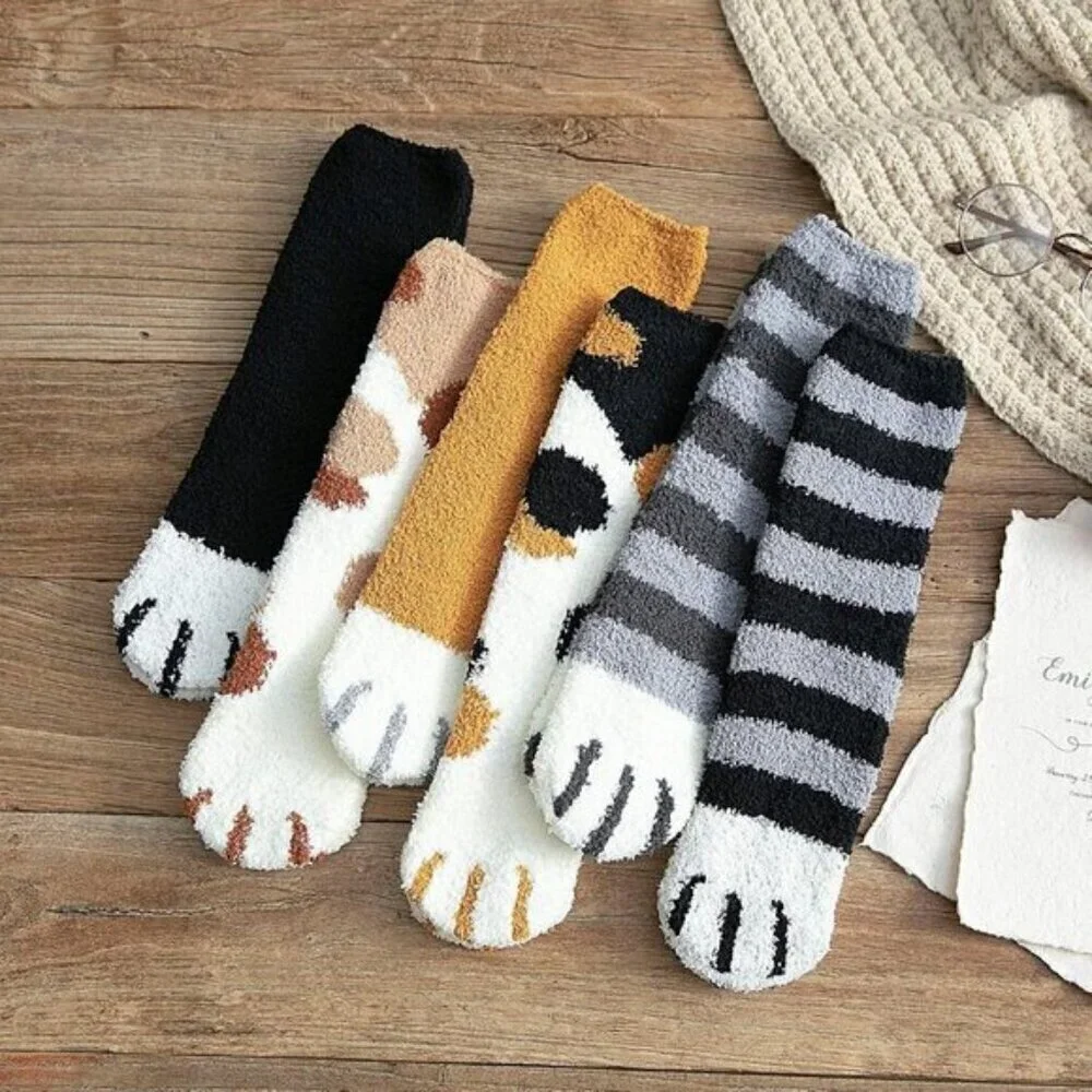 Women’s Fuzzy Cat Paw Socks – Cozy, Fluffy, & Warm Slipper Socks (5/6 Pairs)